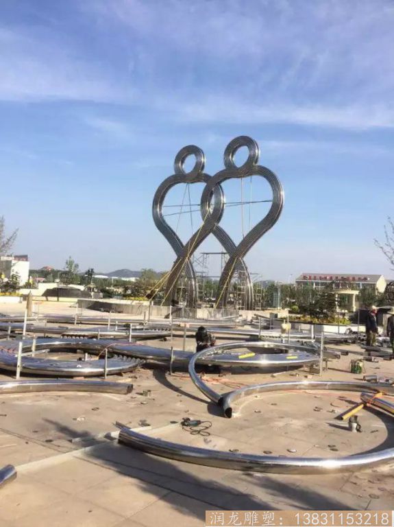 城市景观不锈钢雕塑 广场不锈钢雕塑1 城市景观不锈钢雕塑 广场不锈钢雕塑1